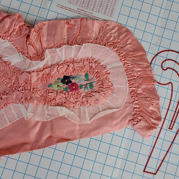 Crewel Needlepoint Embroidered Pillowcase Floral 40"x16.5" Cottagecore Satiny - Picture 4 of 10